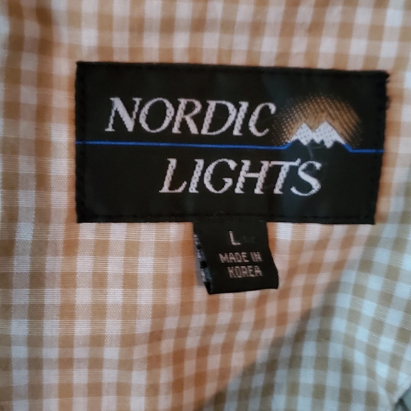 Womens Nordic Lights quilted Jacket - Picture 3 of 6